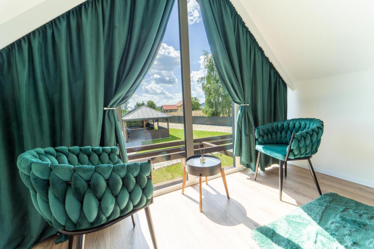 Village Resort Sauna & Jacuzzi & Netflix Tworkowa Ngoại thất bức ảnh